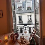 Eiffel Tower View Haussmanian Charm 2Min Walk From The Eiffel Tower Gardens